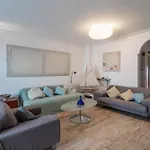 Σπίτι διακοπών De Famille Maragre, Au Calme